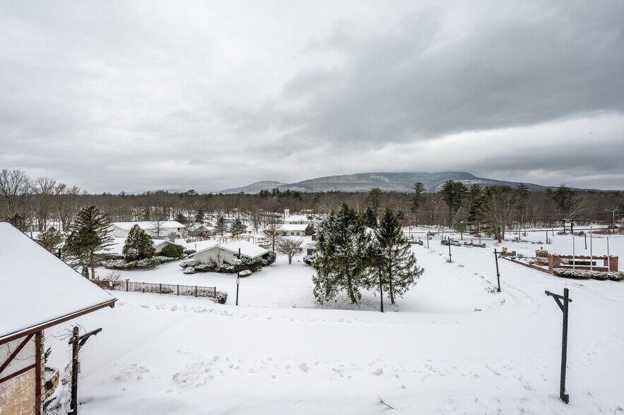 More Photos Of 4858 Route 32, Catskill Hotel For Lease