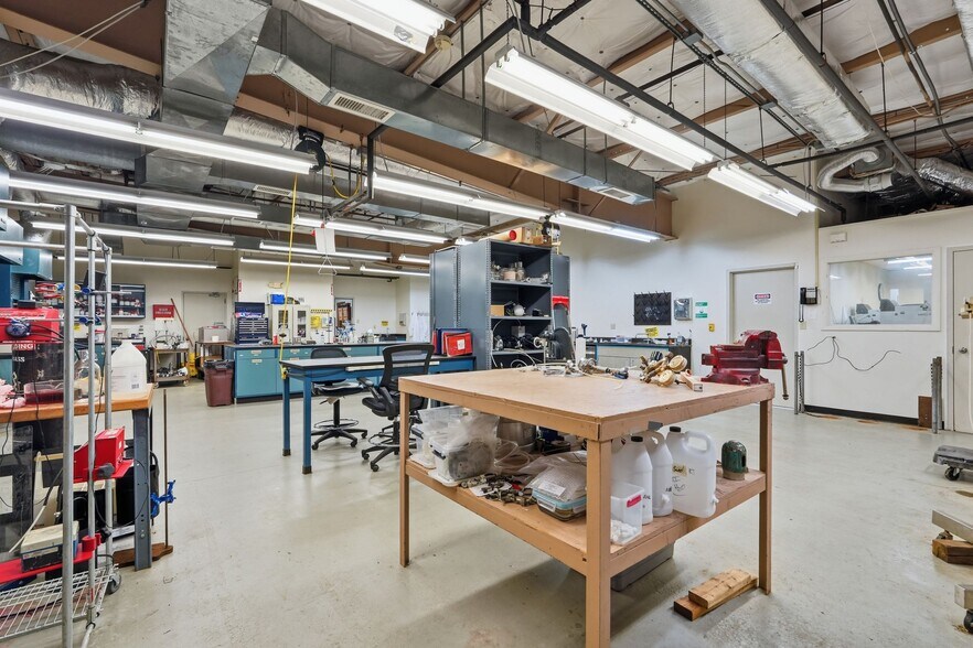 More Photos Of 665 Amherst Rd, Sunderland Research And Development For Sale