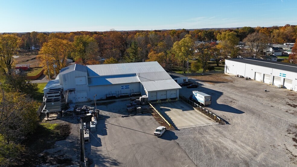 More Photos Of 2404 U St, Bedford Industrial For Sale