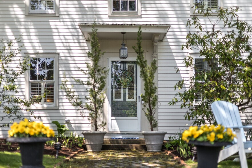 More Photos Of 1861 Main St, Brewster Hospitality For Sale