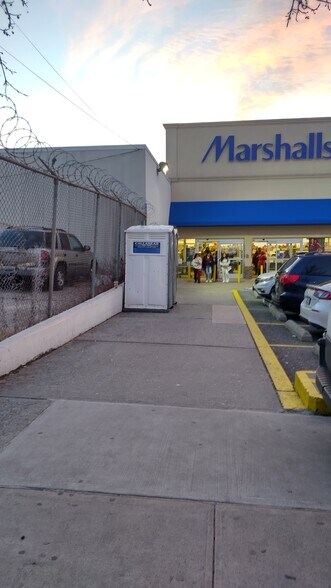 More Photos Of 10354 93rd St, Ozone Park General Retail For Lease