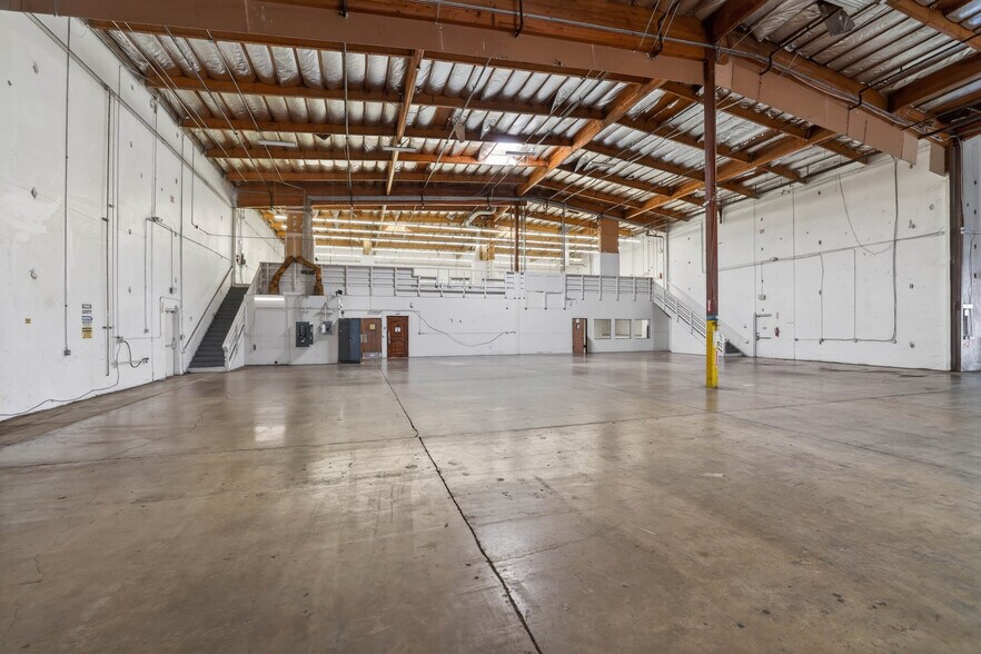 More Photos Of 10149 Iron Rock Way, Elk Grove Warehouse For Sale