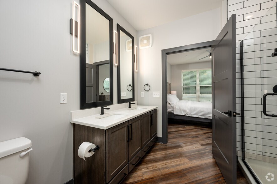 More Photos Of 1155 S Rangeline Rd, Carmel Apartments For Lease