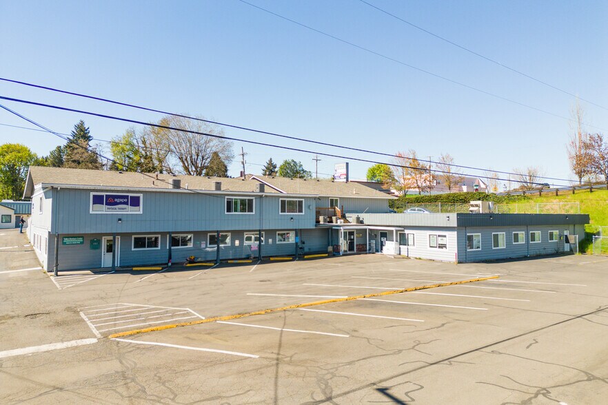 More Photos Of 322 Main St, Dallas Office For Lease