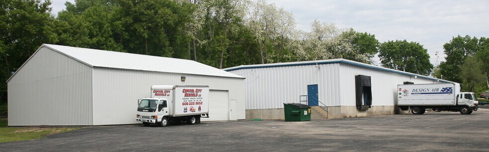 More Photos Of 4525 Pflaum Rd, Madison Warehouse For Sale