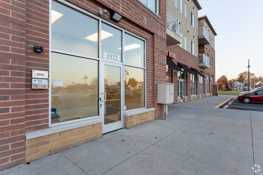 More Photos Of 1923 63rd St, Kenosha Multifamily For Sale