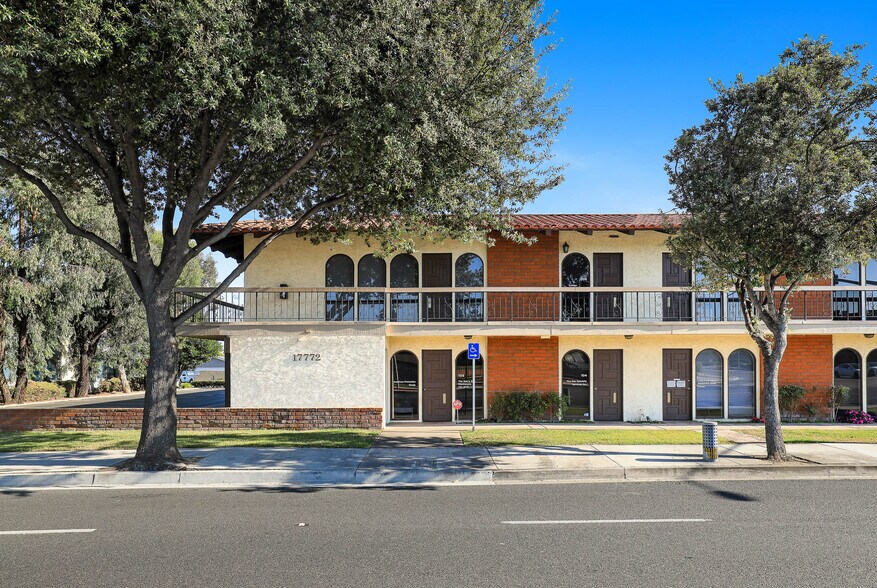 More Photos Of 17772 Irvine Blvd, Tustin Office For Lease