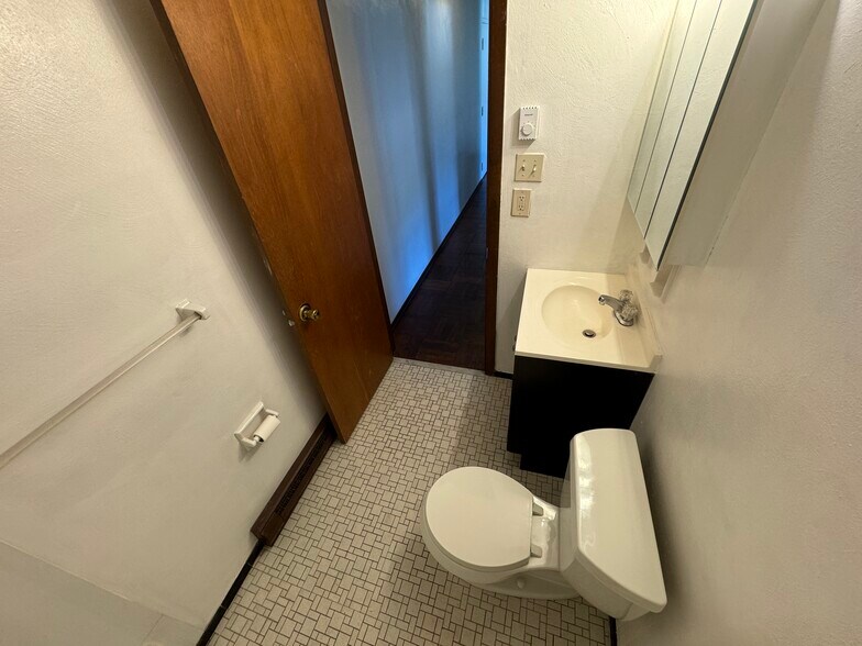 More Photos Of 579 Dawson Ave, Pittsburgh Apartments For Sale
