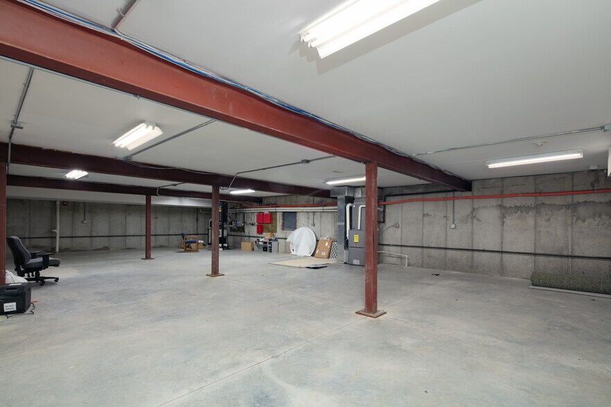 More Photos Of 2570 Bypass Rd, Winchester Medical For Sale