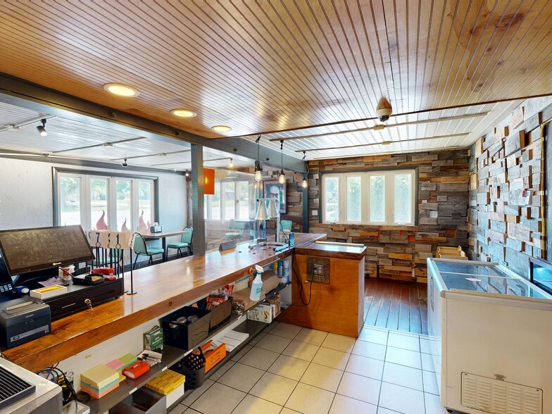 More Photos Of 6990 W Lake Rd, Fairview Restaurant For Sale