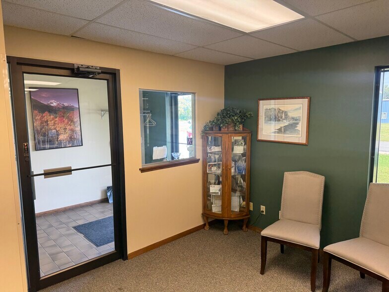 More Photos Of 1434 Progress Ln, Omro Distribution For Sale