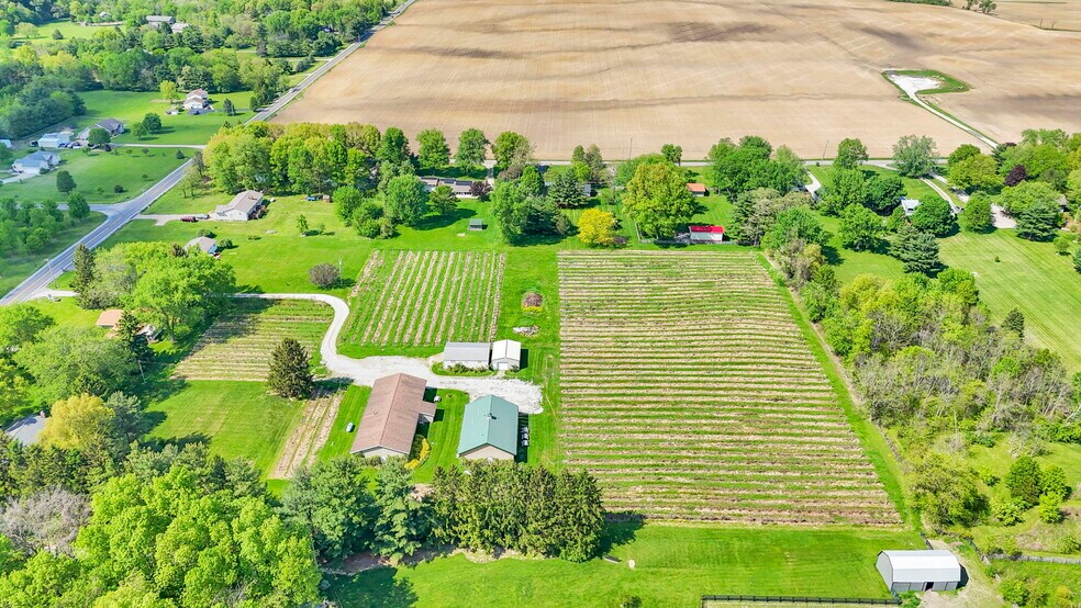 More Photos Of 1900 Winchester Southern Rd, Canal Winchester Winery Vineyard For Sale