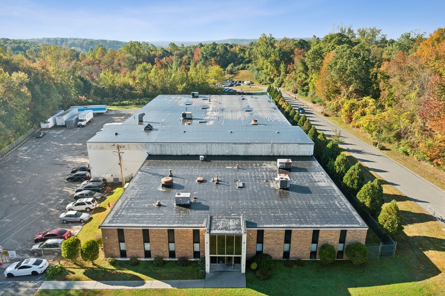 Primary Photo Of 122 Avenue of Industry, Waterbury Distribution For Sale