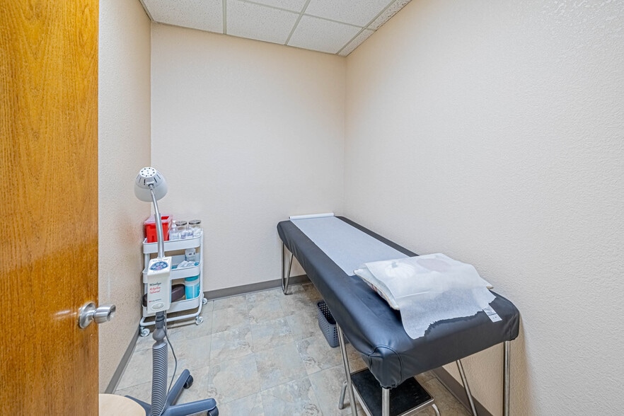 More Photos Of 980 Atlantic Ave, Long Beach Medical For Sale
