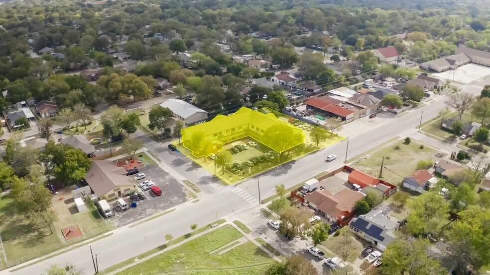 More Photos Of 2910 S Beckley Ave, Dallas Storefront Retail Office For Lease