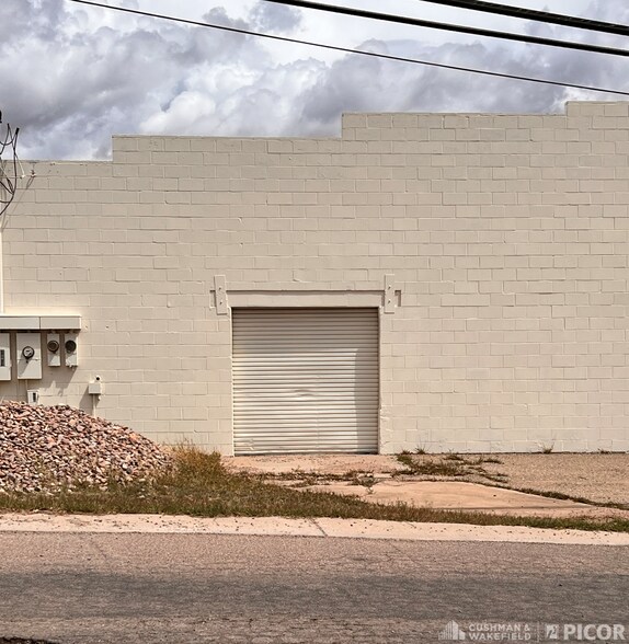 More Photos Of 1300 N Mariposa Ranch Rd, Nogales Warehouse For Lease