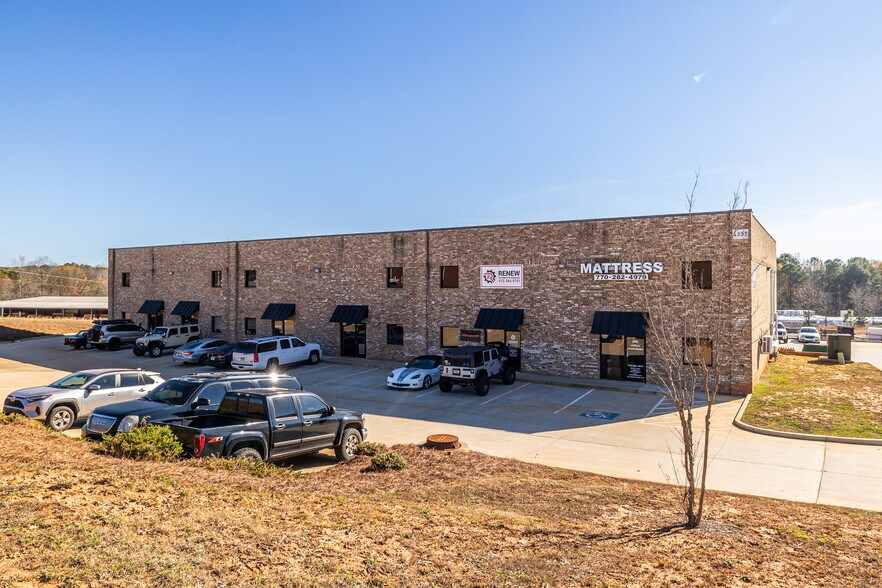 More Photos Of 4337 McBrayer Rd, Oakwood Warehouse For Lease