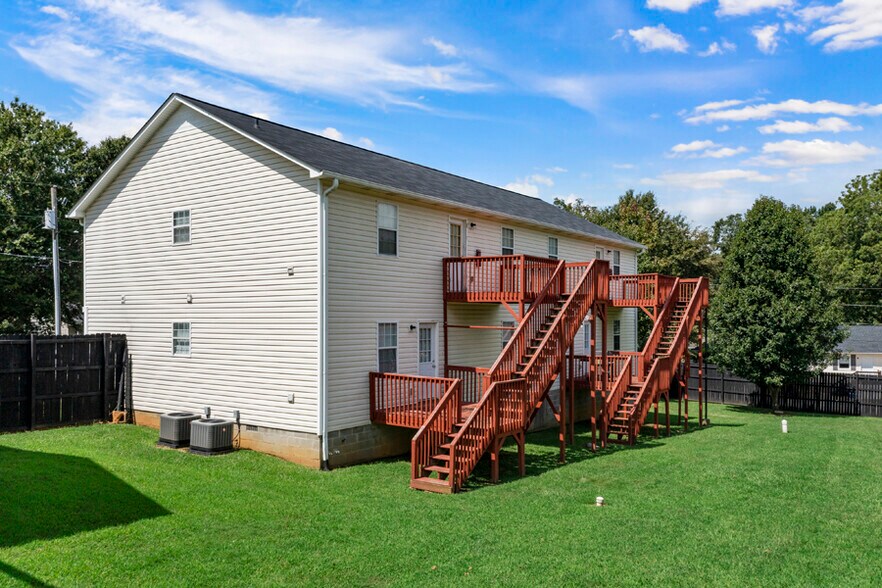 More Photos Of , Bremen Multifamily For Sale