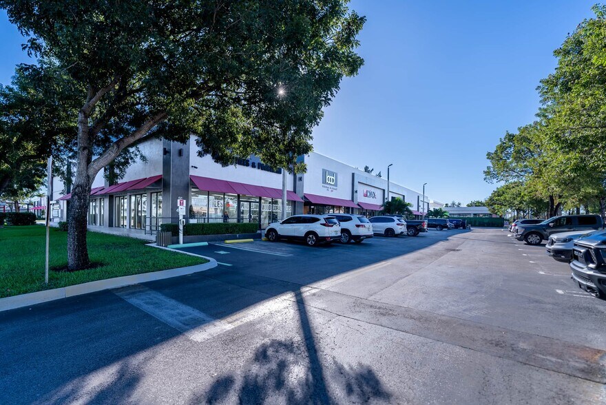 More Photos Of 7850 NW 32nd St, Doral Storefront For Lease