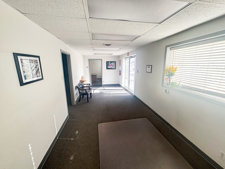 More Photos Of 3803 Mankins Ave, Odessa Warehouse For Sale