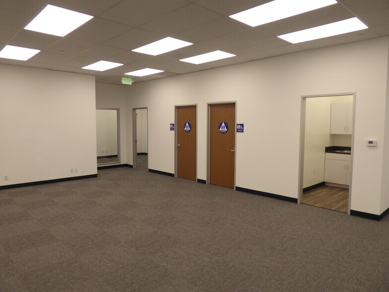 More Photos Of 6100-6120 San Fernando Rd, Glendale Office For Sale