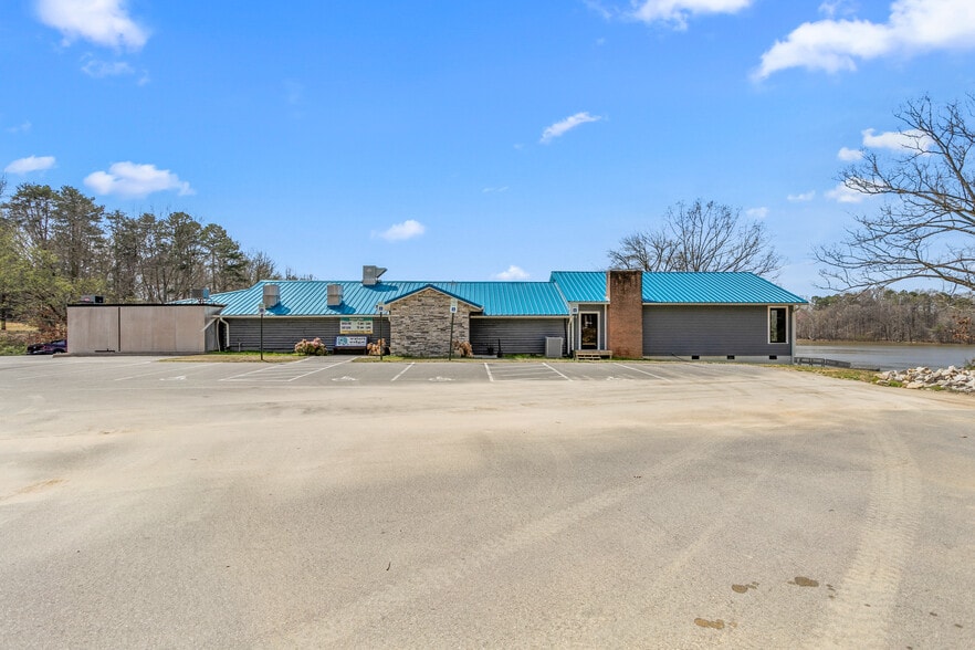 More Photos Of , Salisbury Unknown For Sale