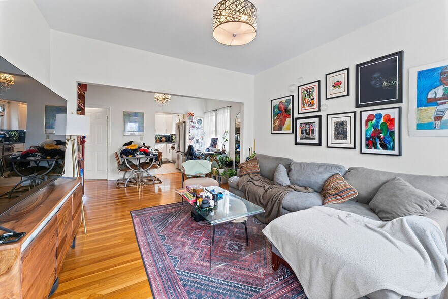More Photos Of 74 Pearl St, Oakland Apartments For Sale