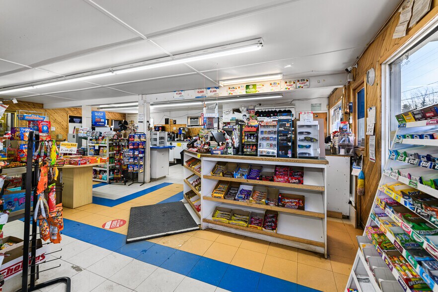 More Photos Of 7 Justin Dr, Coverdale Convenience Store For Sale