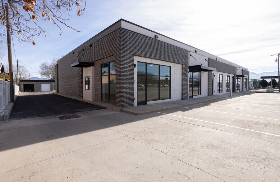 More Photos Of 385 S Main St, Richfield Storefront For Lease