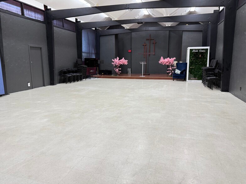 More Photos Of 11310 Montgomery Rd, Beltsville Religious Facility For Sale