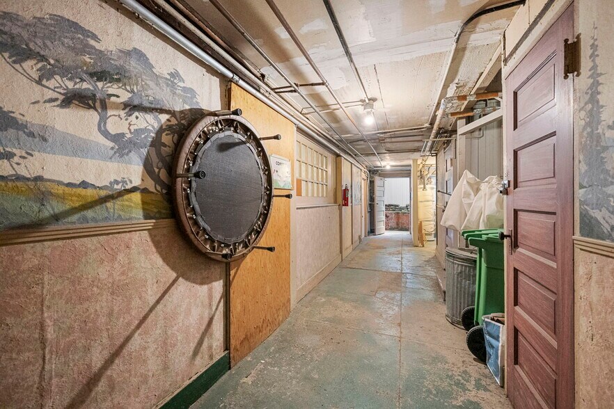 More Photos Of 2 Hugo St, San Francisco Multifamily For Sale