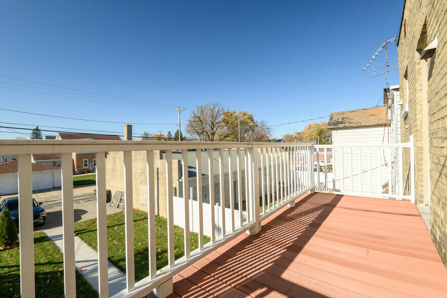 More Photos Of 109 S Lake St, Hustisford Storefront Retail Residential For Sale