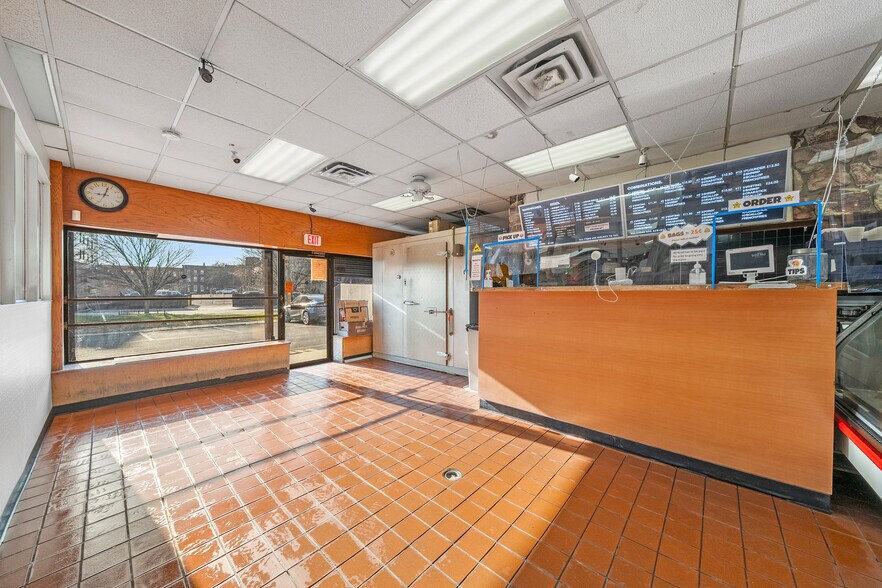 More Photos Of 571-575 Martin Luther King Jr Dr, Jersey City Freestanding For Sale