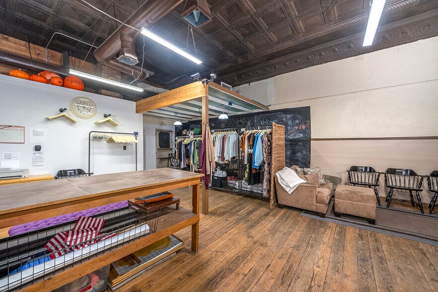 More Photos Of 308 Main St, Polson General Retail For Sale