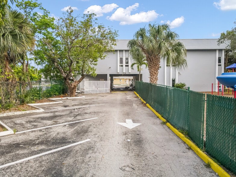 More Photos Of 2751 Van Buren St, Hollywood Schools For Sale
