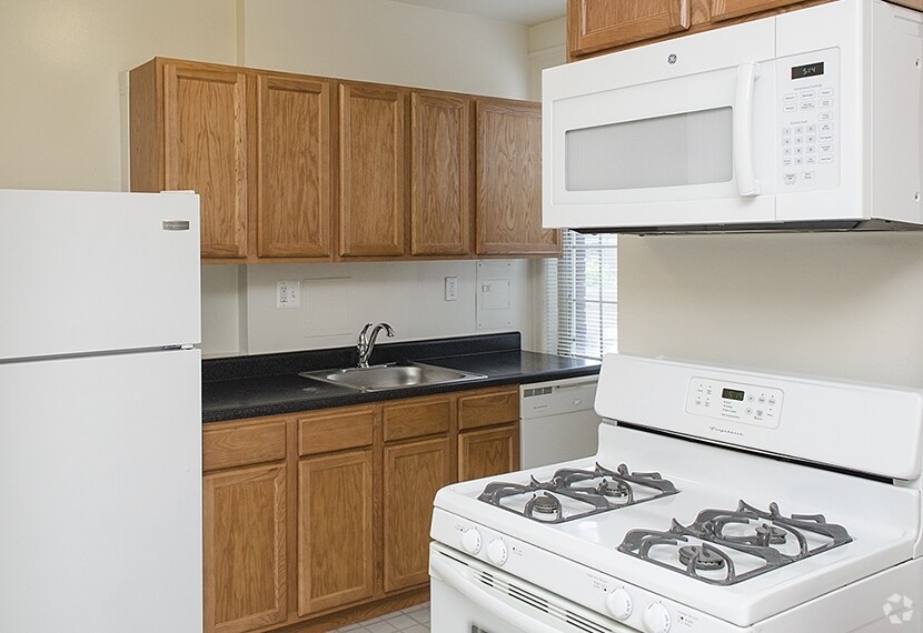 More Photos Of 3000 Connecticut Ave NW, Washington Apartments For Lease