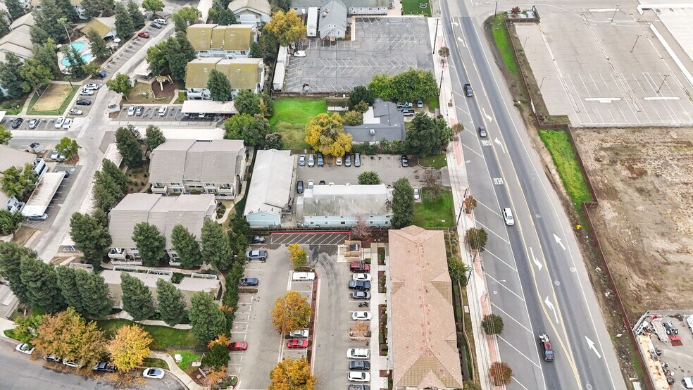 More Photos Of 2790 N State Highway 59, Merced Apartments For Sale