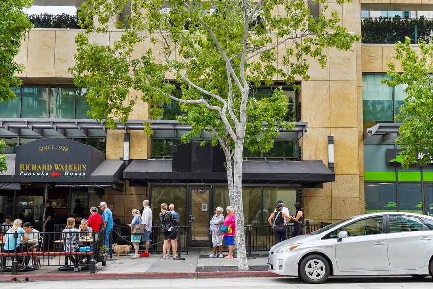 More Photos Of 550 Front St, San Diego Apartments For Sale