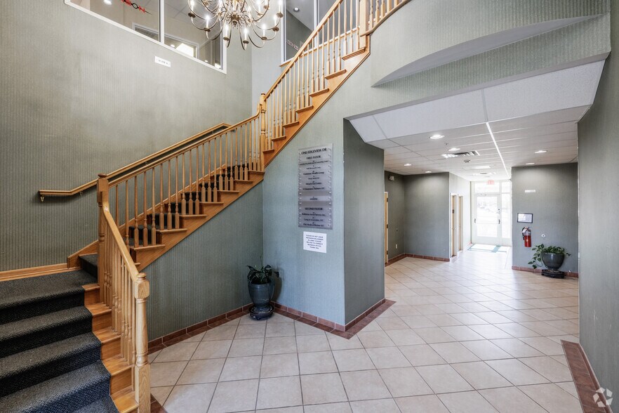 More Photos Of 1 Edgeview Dr, Hackettstown Office For Lease