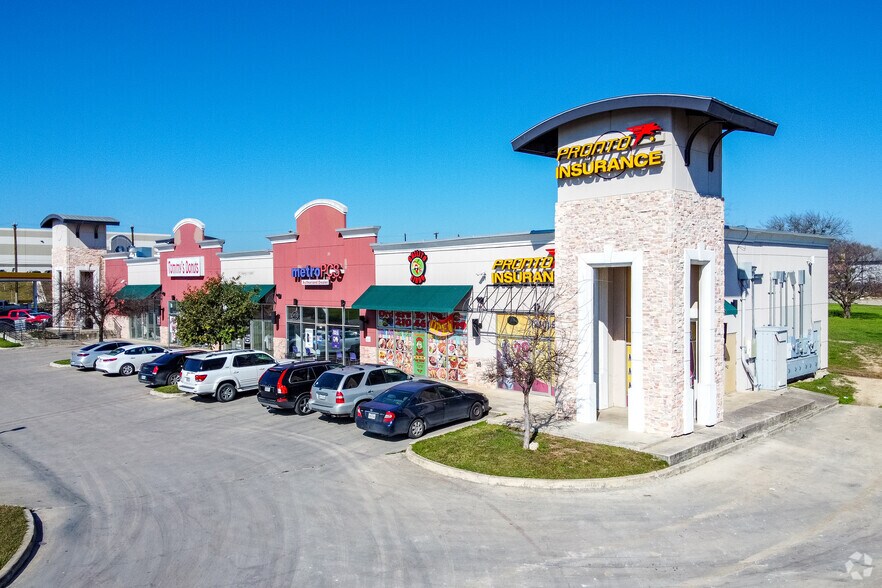 Primary Photo Of 5203 Eisenhauer Rd, San Antonio Unknown For Lease