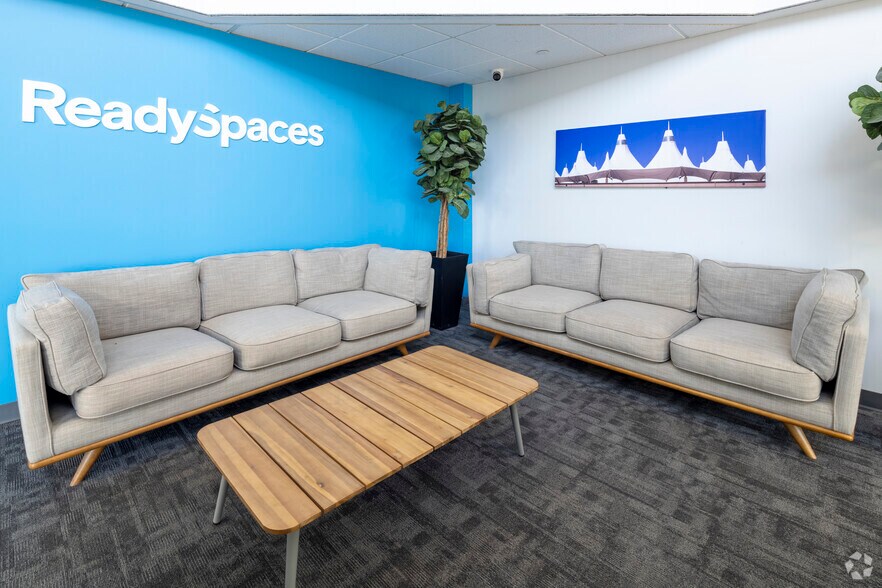 More Photos Of 4735-4795 Leyden St, Denver Warehouse For Lease