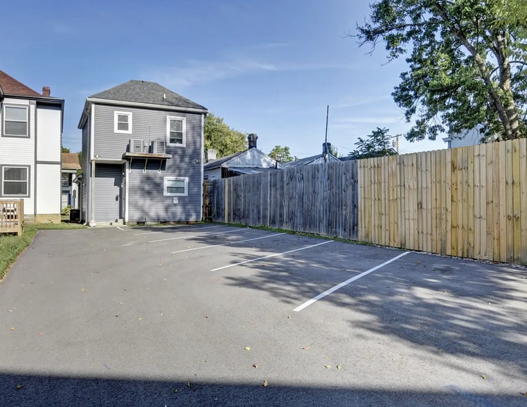 More Photos Of 521 N 26th St, Louisville Office For Sale