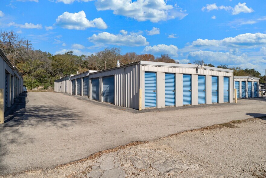 More Photos Of 145 Quail Run, San Marcos Self Storage For Sale
