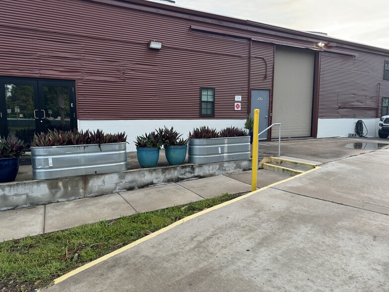 More Photos Of 1942 2nd Ave S, Saint Petersburg Warehouse For Lease