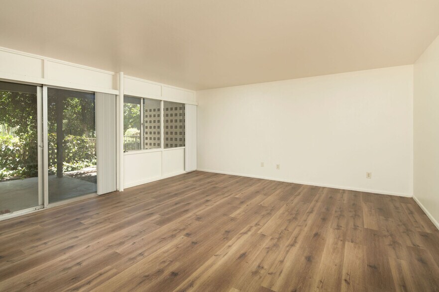 More Photos Of 5250 N 20th St, Phoenix Apartments For Sale