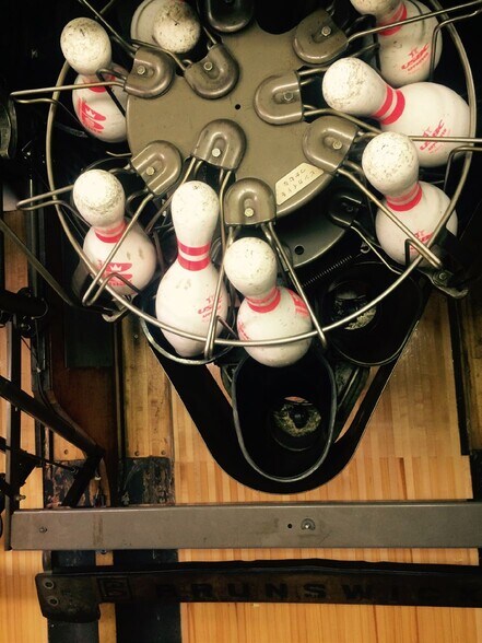 More Photos Of 1031 Mills St, Black Earth Bowling Alley For Sale