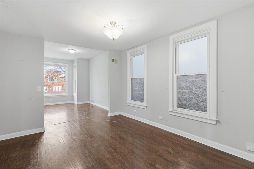 More Photos Of 4140 N Western Ave, Chicago Multifamily For Sale