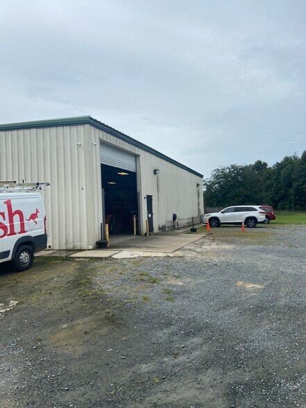 More Photos Of 1603 Krug St, Albany Industrial For Lease