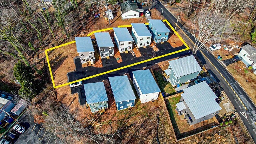 More Photos Of 103 Lager Ln, Asheville Apartments For Sale