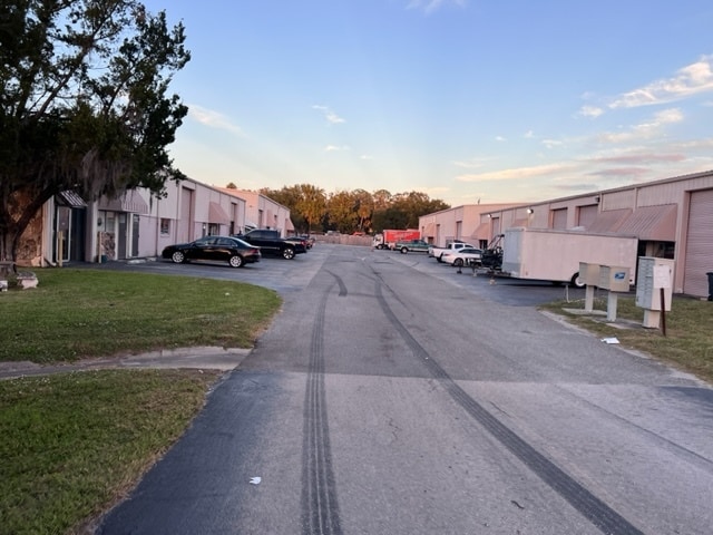 More Photos Of 1725 S Nova Rd, Daytona Beach Warehouse For Sale